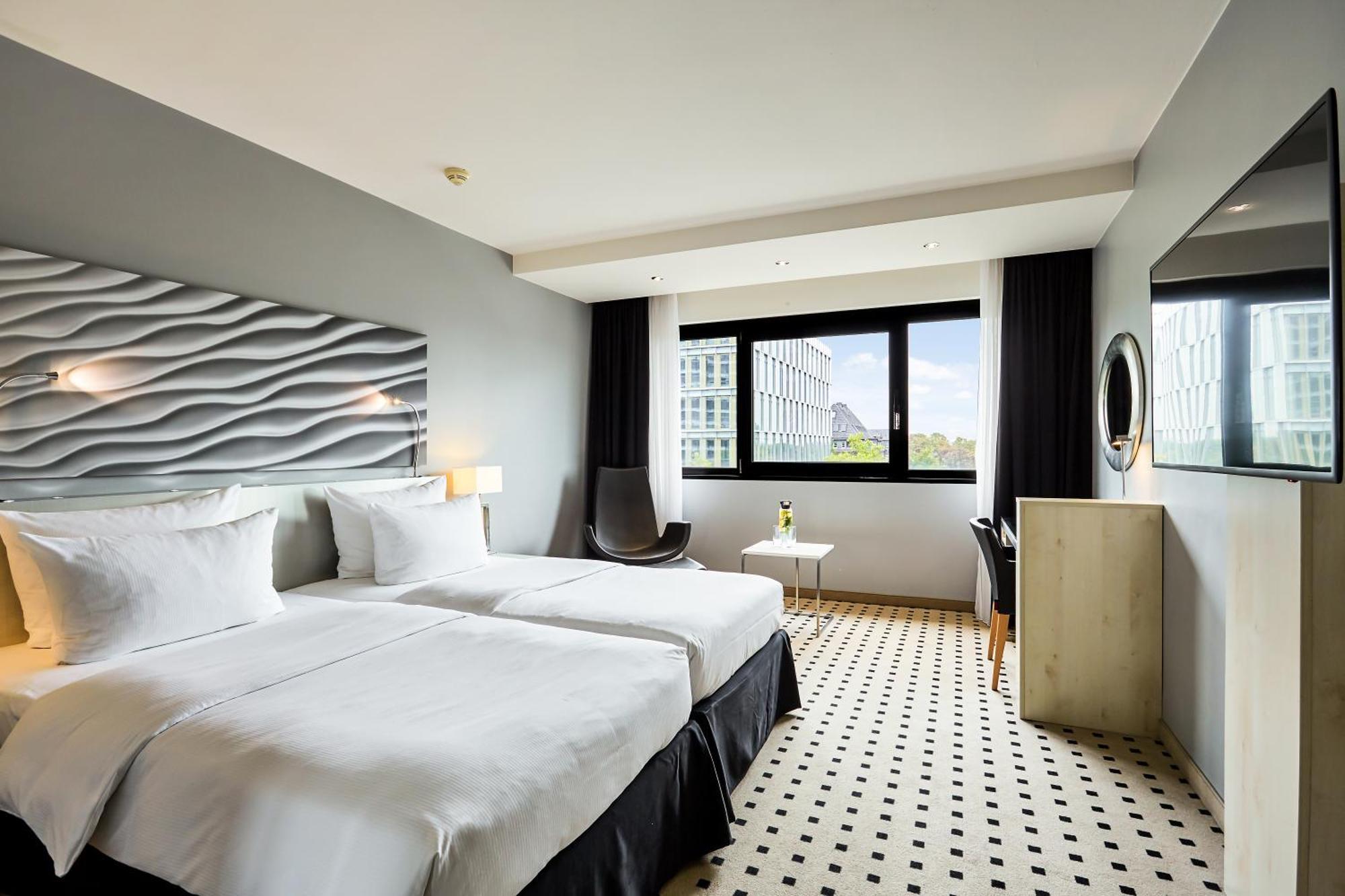Radisson Blu Conference Hotel, Duesseldorf, Dusseldorf